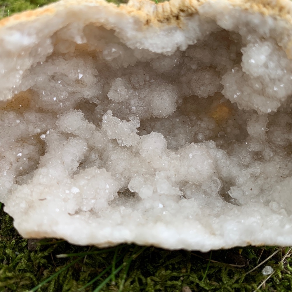 Drusey quartz geode - Picture 4 of 5